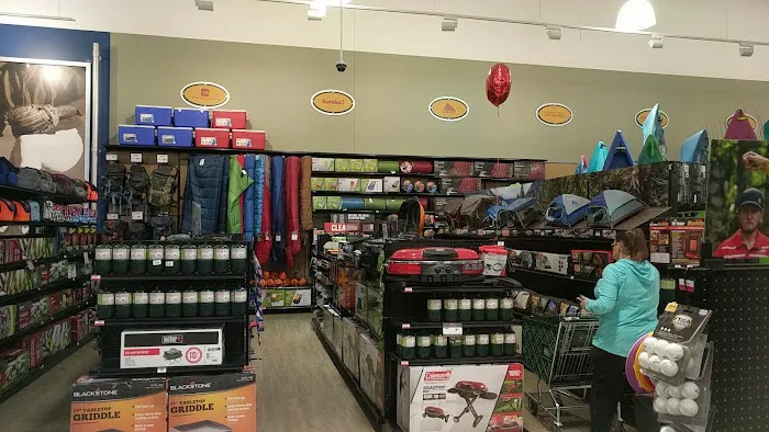 DICK'S Sporting Goods Picture 12