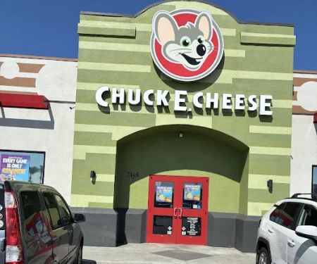 Chuck E. Cheese