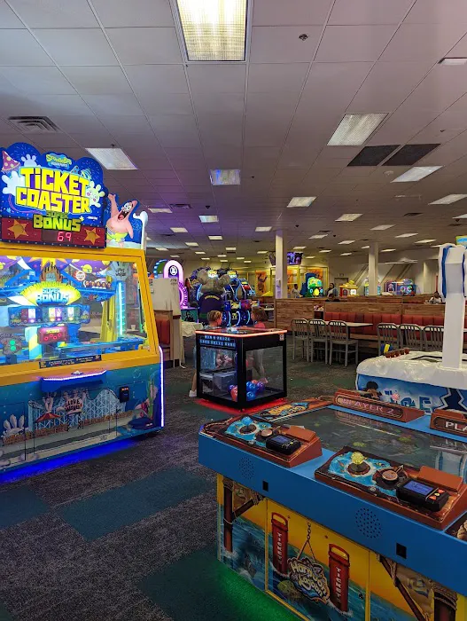Chuck E. Cheese Picture 6