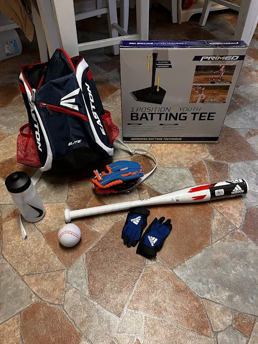DICK'S Sporting Goods Picture 4
