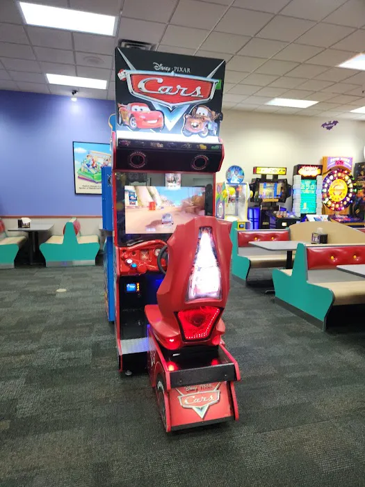 Chuck E. Cheese Picture 8