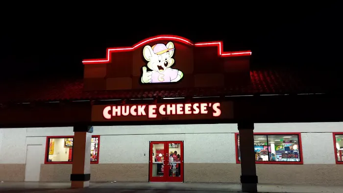 Chuck E. Cheese Picture 1