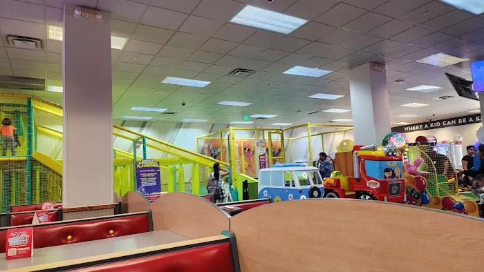 Chuck E. Cheese Picture 6