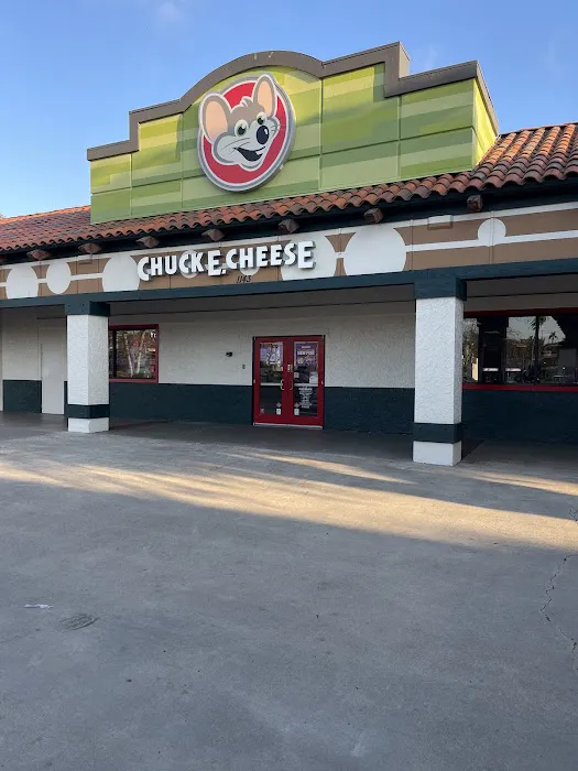 Chuck E. Cheese Picture 8